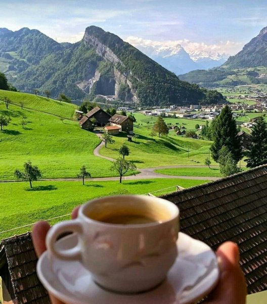 Утренний чай в горах