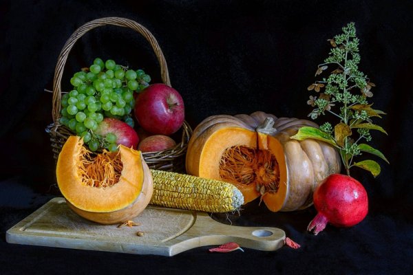 Натюрморт из овощей и фруктов