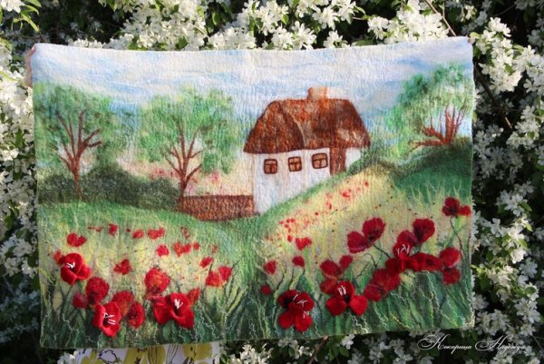 Ягоды из фетра