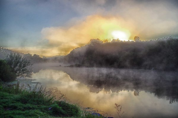 Раннее туманное утро России