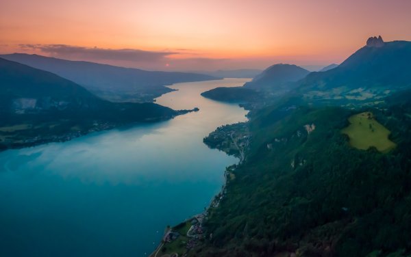 Река с высоты птичьего полета