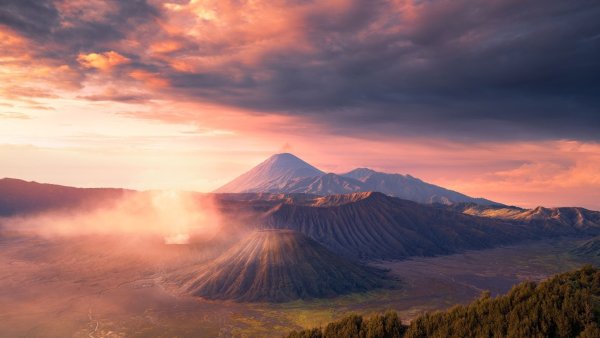 Гора Бромо Индонезия закат
