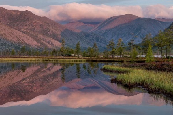 Озеро Джека Лондона летом