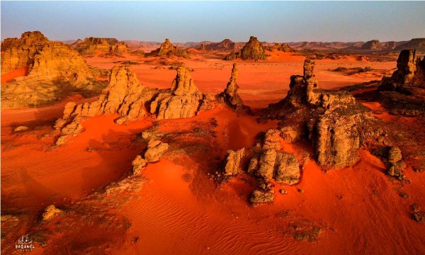 Рельеф Алжира