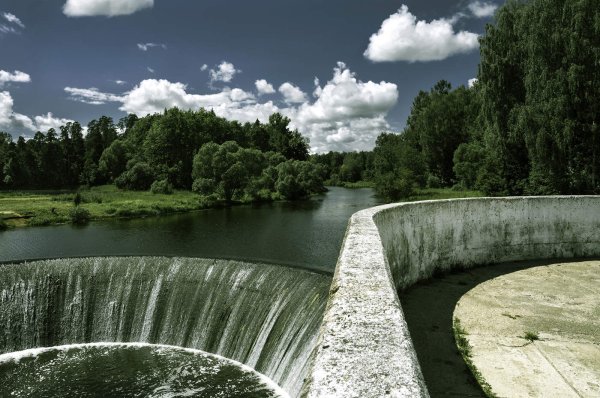 Художник Valerio d'Ospina