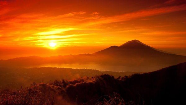 Рассвет летом