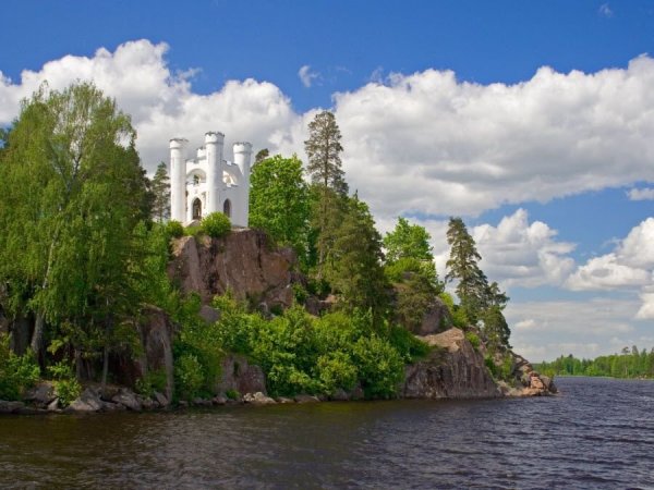 Выборг весной