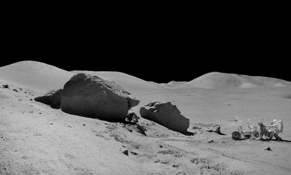 Снимки поверхности Луны