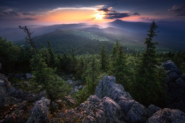 Хребет Ялангас