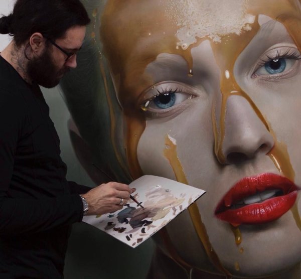 Майк Даргас художник