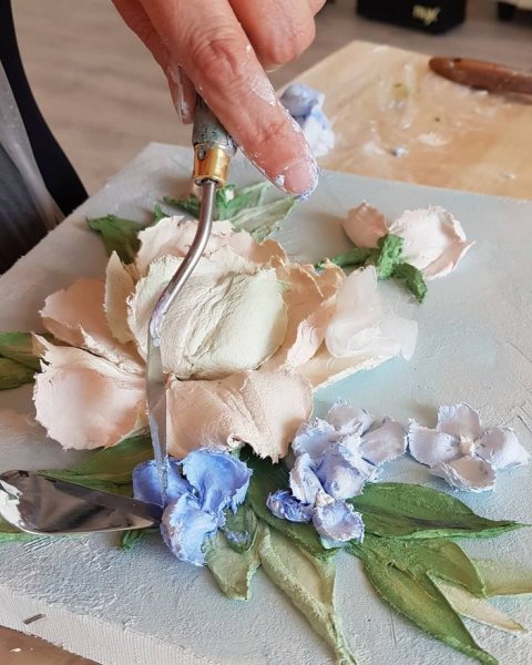 Виктория Осипова скульптурная живопись