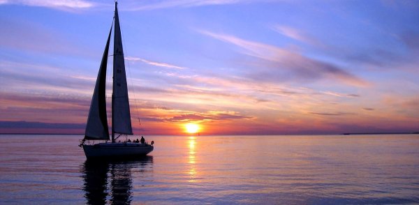 Море, яхта, Парус... Художник Юшкевич Виктор