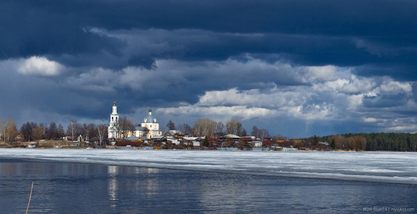 Христорождественская Церковь Выкса зима