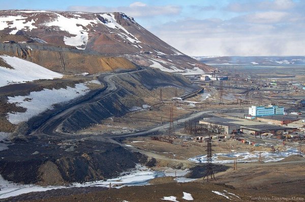 Мурманск зимой Северное сияние