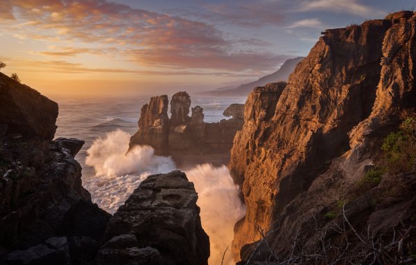 Скалы вечер