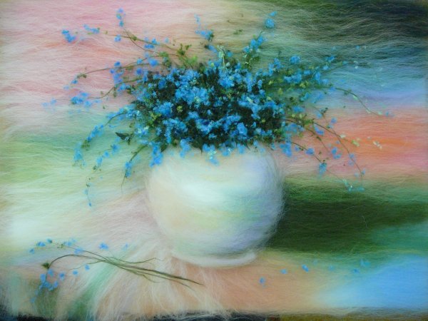 Надежда Путро картины из шерсти