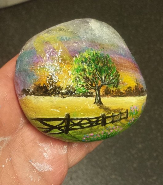 Роспись камней пейзажи