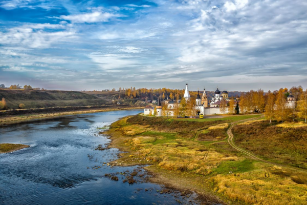 Старицкий монастырь Тверская область