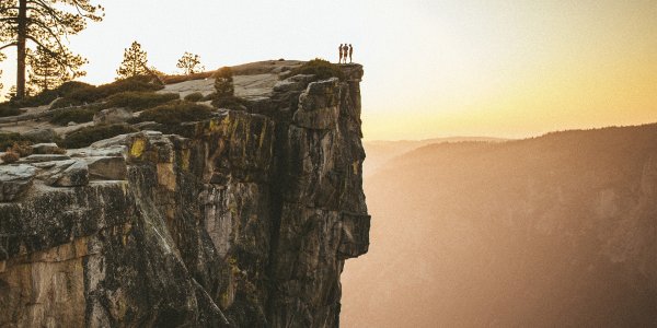 Горное ущелье арт фэнтези