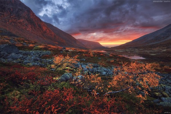 Мурманск горы Хибины осень