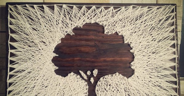 Панно из дерева и ниток
