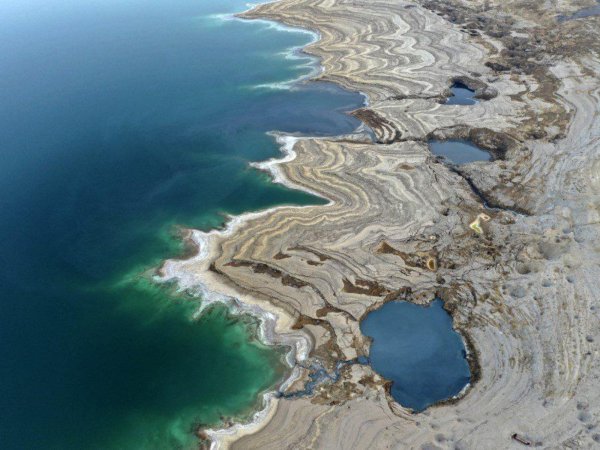 Восход солнца Мертвое море