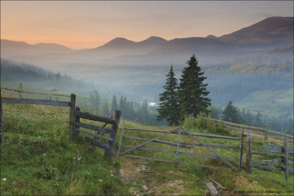 Карпаты деревни в горах