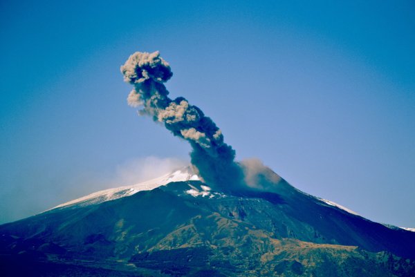 Извержение вулкана Этна 11 марта 1669