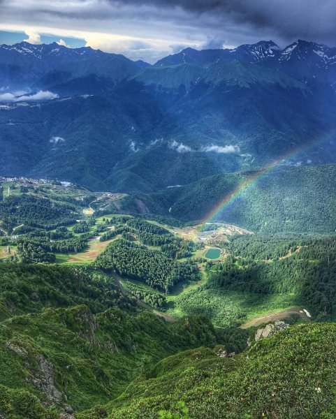 Красная Поляна Сочи снежные горы