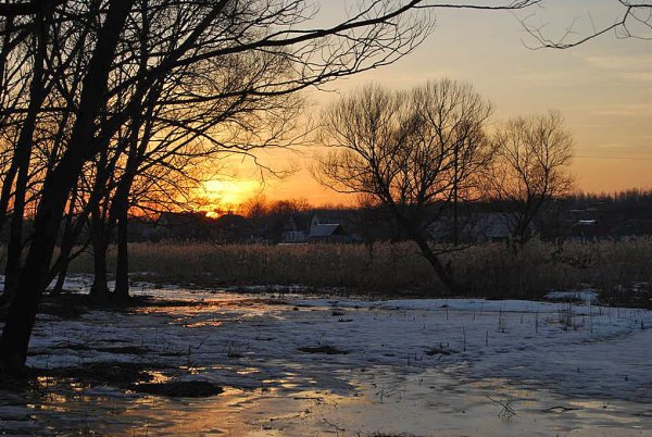 Весенний вечер март