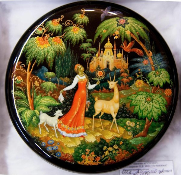 Палехская лаковая живопись