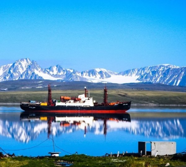 Новая земля пролив Маточкин шар