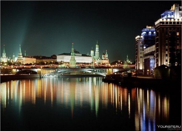 Вид на Москву ночью