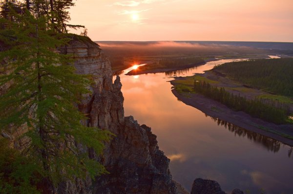 Река Лена Тайга