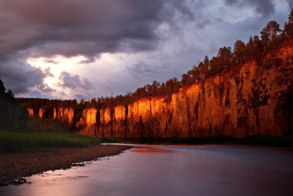 Ленские столбы Якутия закат