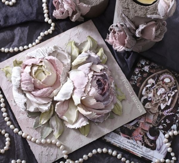 Скульптурная живопись птицы