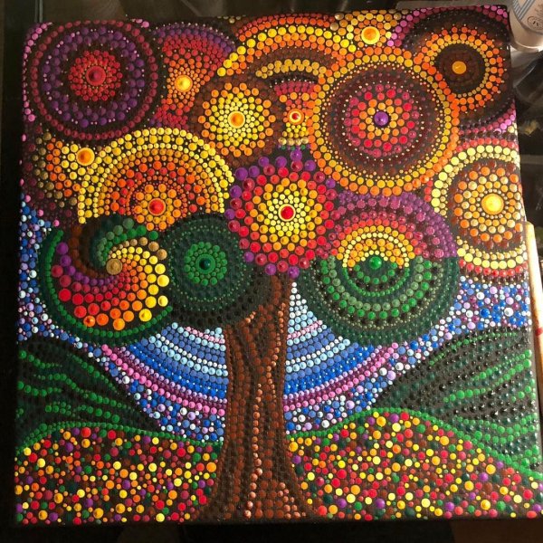 Точечная роспись дерево