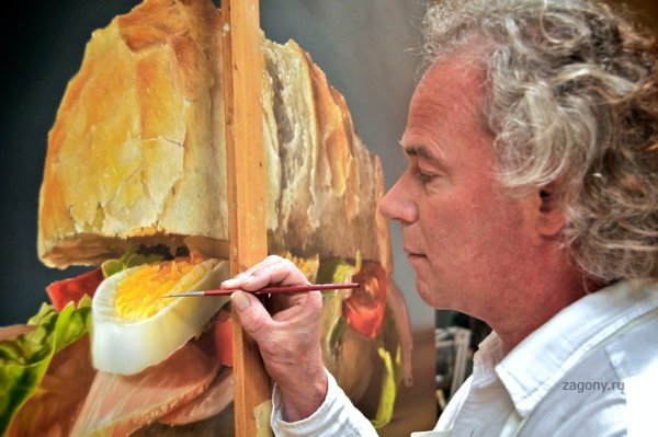 Голландский художник Tjalf Sparnaay