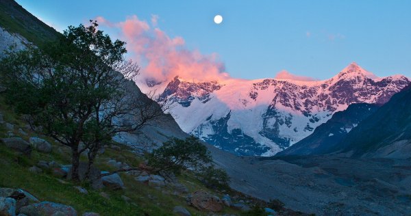 Безенгийская стена Кабардино-Балкария