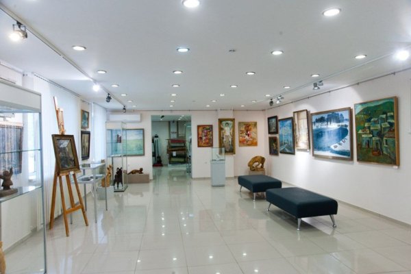 Новоуренгойский городской музей изобразительных искусств