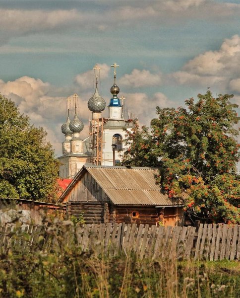 Храм Церковь деревня лето