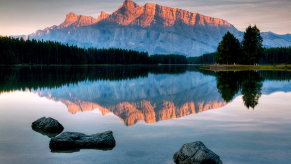 Отражение в воде