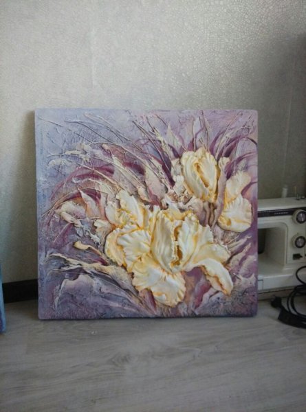 Барельеф цветы ирисы