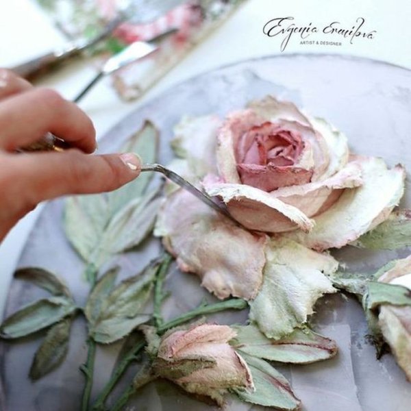 Ирисы из штукатурки