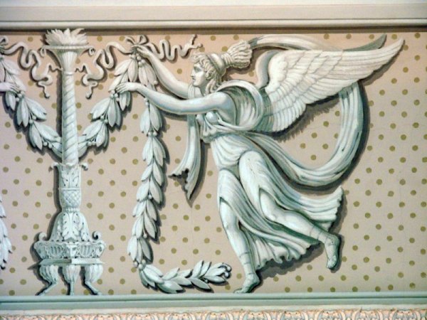 Альфрейка в интерьере