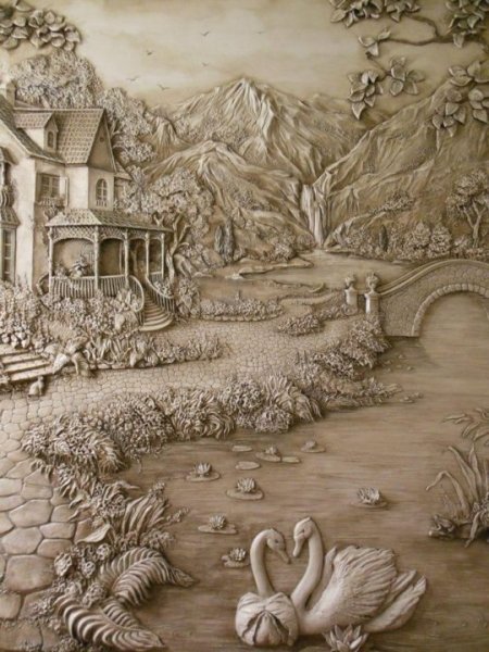 Барельеф на стене