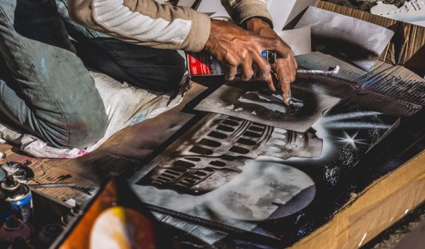 Силуэтное вырезание