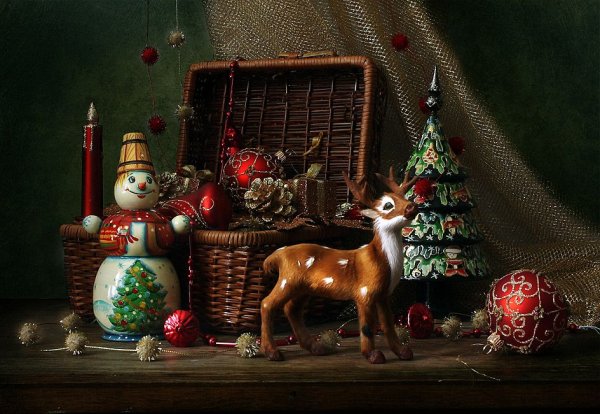 Новогодний натюрморт с елкой