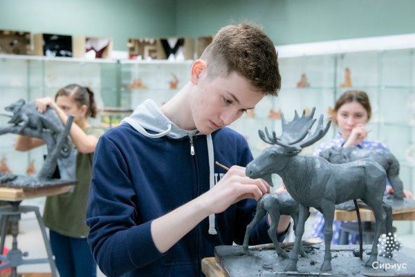 Сириус анималистическая скульптура Дарья Хачикова