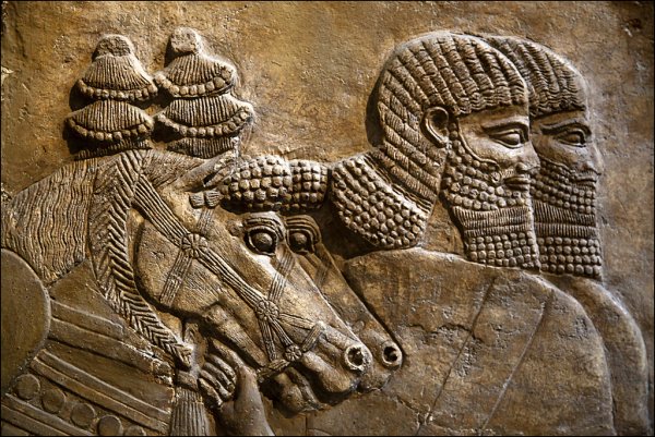 Ашшур царь Ассирии